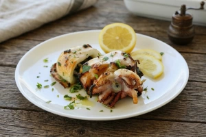 Sepia al horno dorada y jugosa con hierbas aromáticas